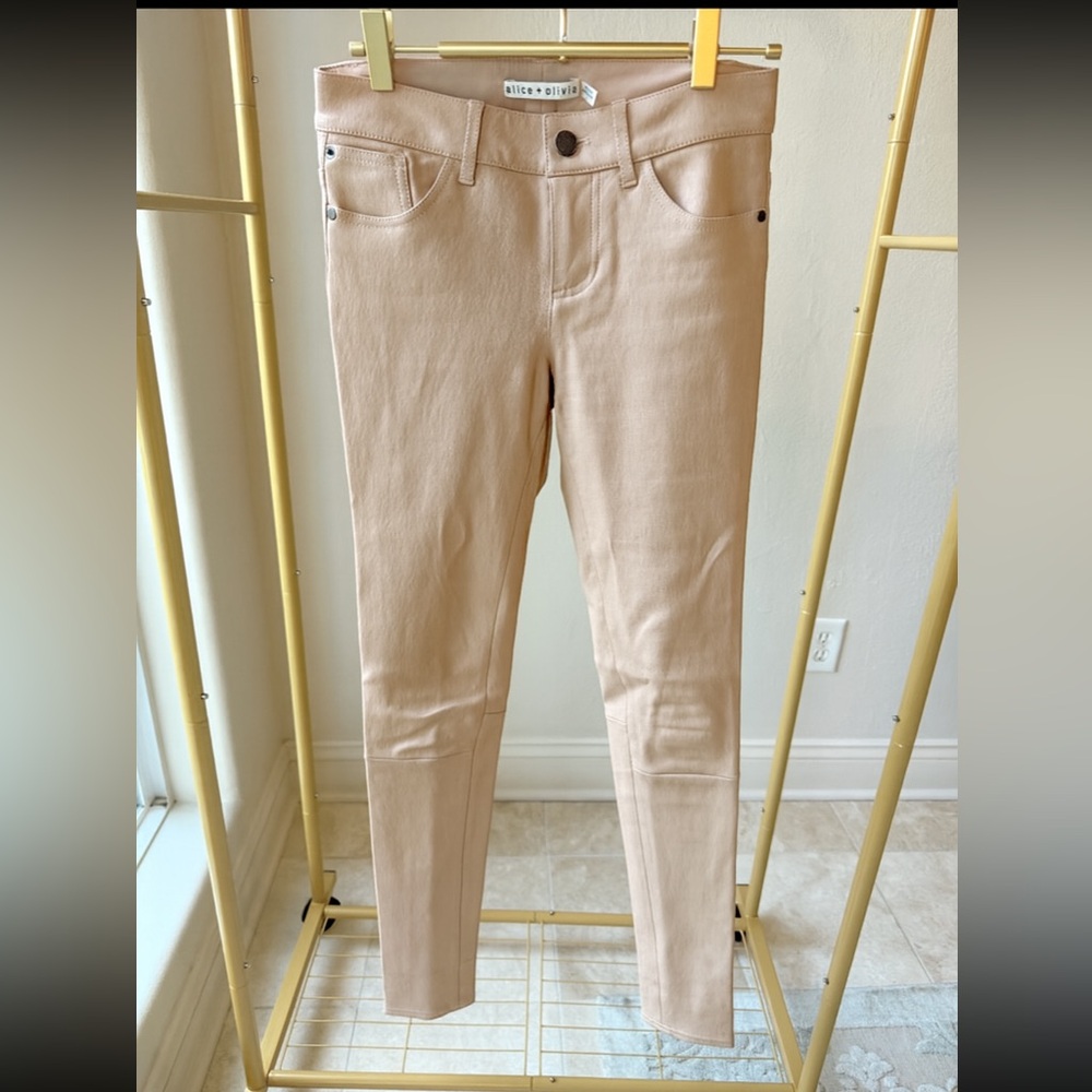 ✨ Alice + Olivia 100% Lamb Leather Skinny Pants – Size 0 ✨
